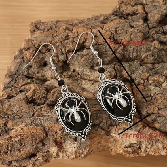 Gothic‎ Retro Style Black Gemstone Spider Earrings Faux Fashion Jewelry - Picture 9 of 9